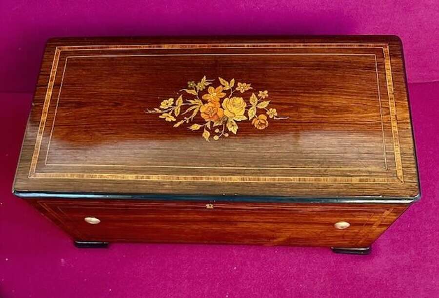 Music boxes & Scientific instruments