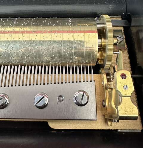 Victorian Cylinder, Music Box. Circa 1880
