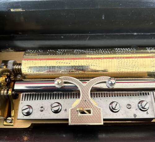 Victorian Cylinder, Music Box. Circa 1880