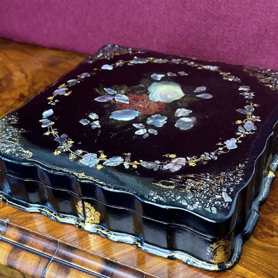Papier Mache, Jewellery Box Circa 1880. Jewellery Box Or Bijouterie