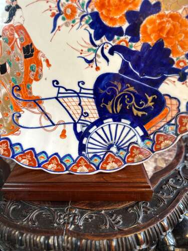 A Good And Large Imari Charger Circa 1890