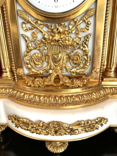 Exceptional Quality 19th Century Mantle Clock Circa 1875.
french Mantel Clock