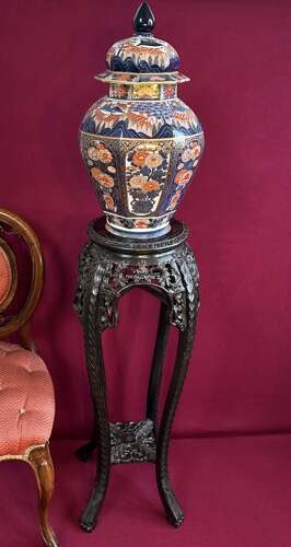 A Chinese Planter Circa 1910.jardiniere Stand. Pedestal.