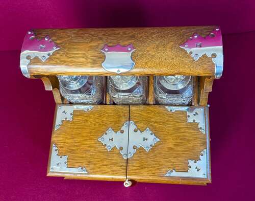 A Good And Large Edwardian Tantalus /games Compendium Circa 1903