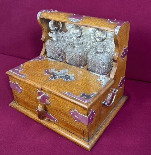 A Good And Large Edwardian Tantalus /games Compendium Circa 1903