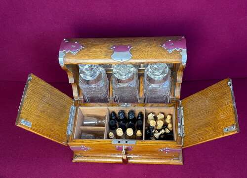 A Good And Large Edwardian Tantalus /games Compendium Circa 1903