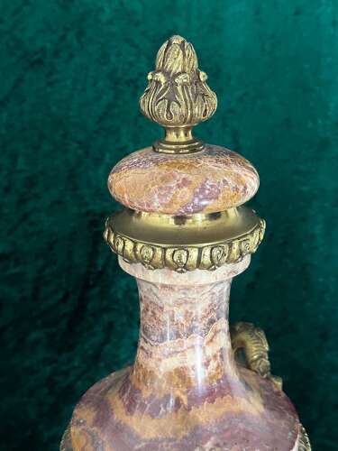 Grand Tour. Pair Of Cassolettes. Marble Vases