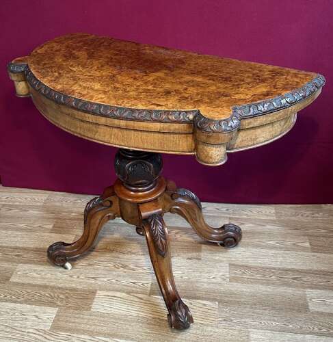 Exceptional Quality Burr Walnut Victorian Card Table Circa 1875. Fold Over Games Table.