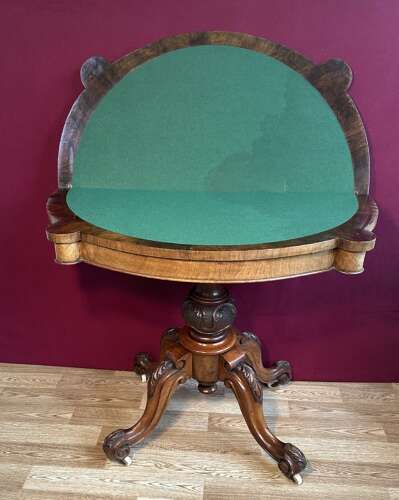 Exceptional Quality Burr Walnut Victorian Card Table Circa 1875. Fold Over Games Table.