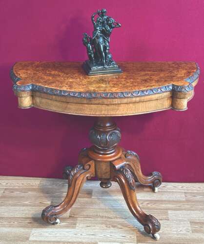Exceptional Quality Burr Walnut Victorian Card Table Circa 1875. Fold Over Games Table.
