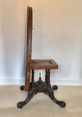 Fine Victorian Pedestal Table