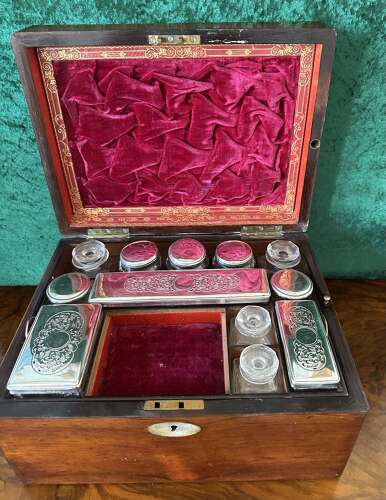Victorian Jewellery/travelling box