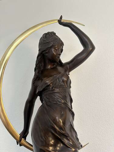 Auguste Moreau bronze figure of SELENE, circa 1890-1910