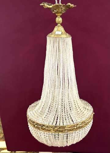 Good & large fine quality crystal chandelier