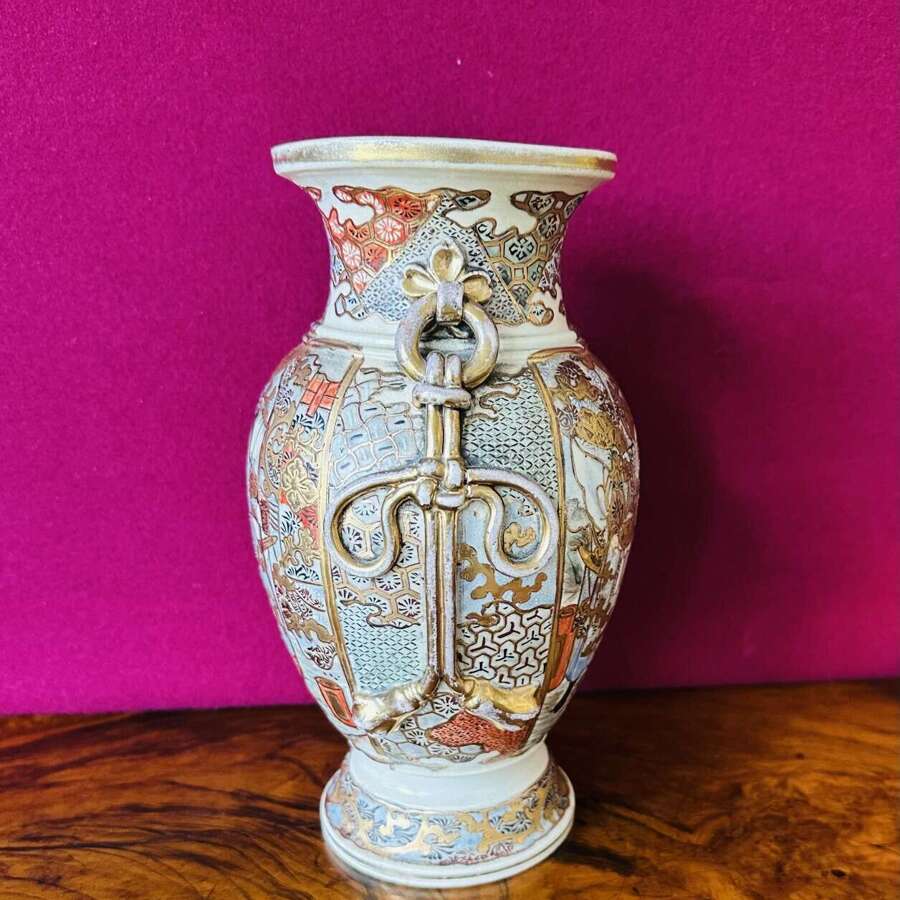 Satsuma vase circa 1920